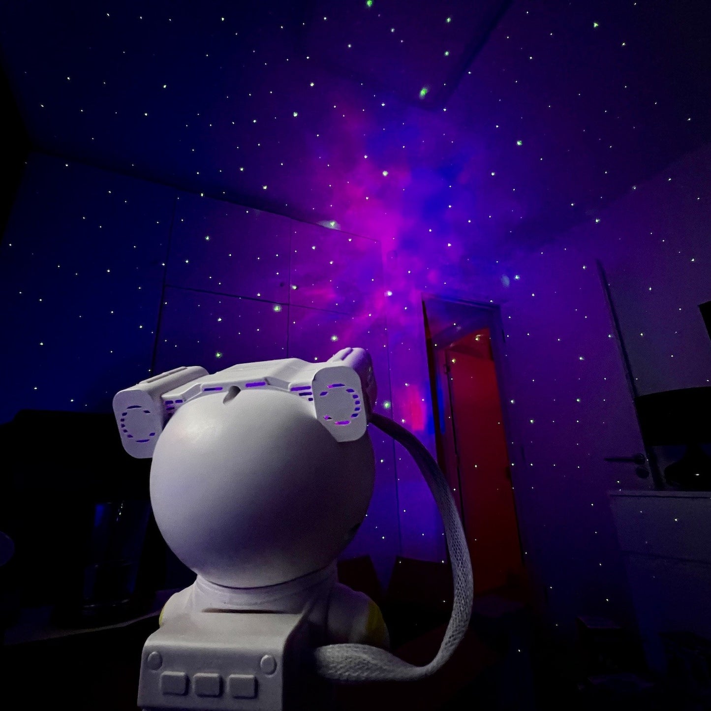 AstroLume™ - La galaxia cabe en tu habitación